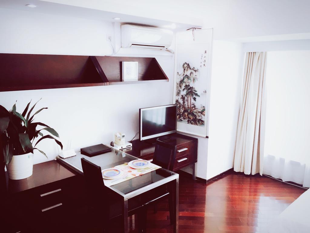 Shanghai Skiline World Union Service Apartment Exterior photo